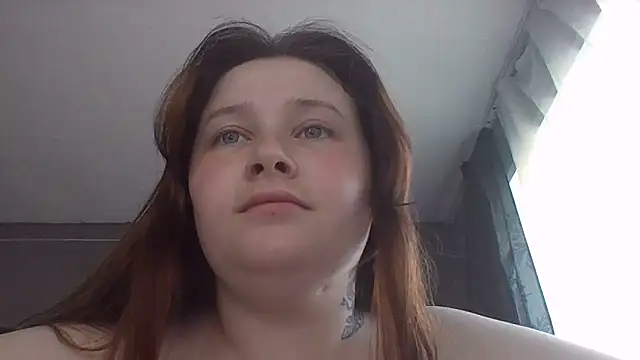 Light Luna online show from 06-21-26, 01:17