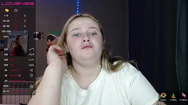 Light Luna online show from 10-31-25, 02:57