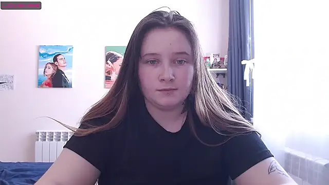 Snapshot of Light_Luna chatting on 03-03-25, 07:57 Light Luna online show from 03-03-25, 07:57