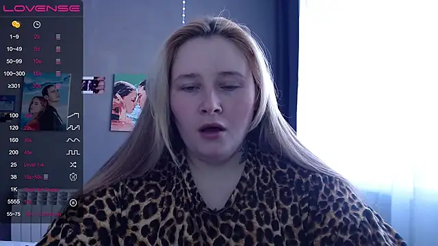 Light Luna online show from 11-16-25, 07:24