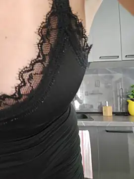 AnaFoxxy online show from 06-02-26, 07:30
