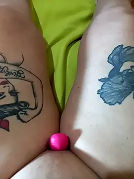 Snapshot of Hotsereia chatting on 02-23-25, 03:02 Hotsereia online show from 02-23-25, 03:02