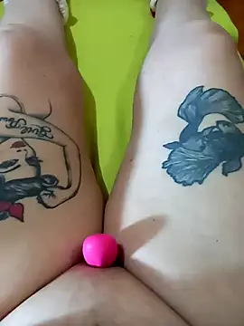 Snapshot of Hotsereia chatting on 02-16-25, 08:11 Hotsereia online show from 02-16-25, 08:11