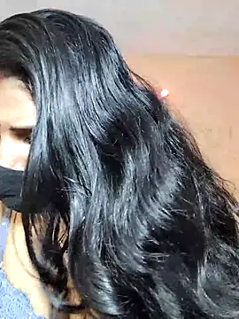 Luv Adite20 online show from 10-30-25, 06:16