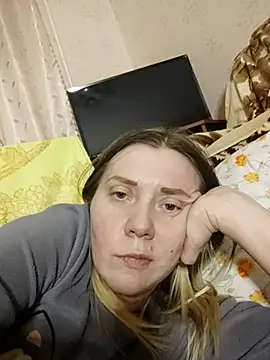 Snapshot of LeraSweet chatting on 03-08-25, 09:18 LeraSweet online show from 03-08-25, 09:18