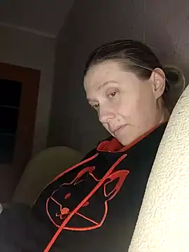 Snapshot of LeraSweet chatting on 02-15-25, 09:17 LeraSweet online show from 02-15-25, 09:17