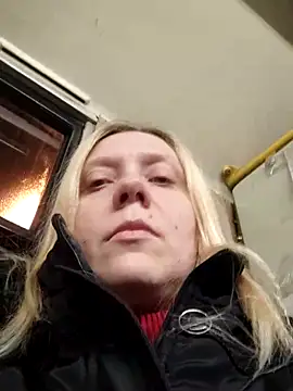 LeraSweet online show from 12-18-25, 04:44