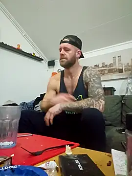 eltoulou online show from 12-18-25, 04:00