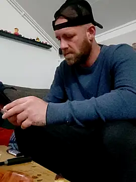 eltoulou online show from 11-10-25, 08:03