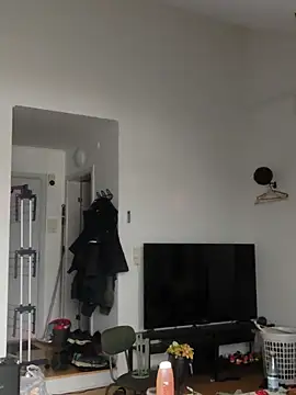 Snapshot of eltoulou chatting on 03-12-25, 11:43 eltoulou online show from 03-12-25, 11:43