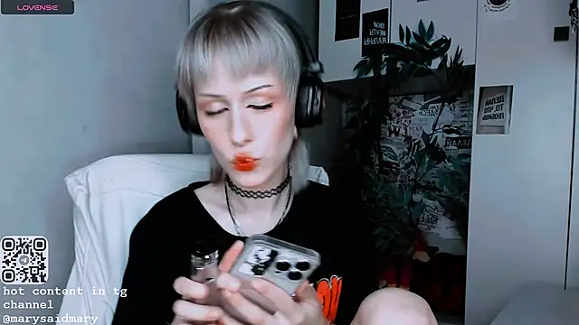 say mary online show from 09-27-25, 12:39