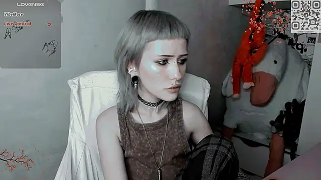 say mary online show from 11-12-25, 05:17