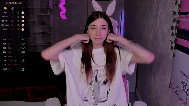 Polly  Hill online show from 11-10-25, 08:47