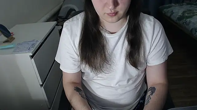 EvaMiron online show from 02-11-26, 06:41