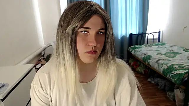 EvaMiron online show from 04-14-26, 10:42