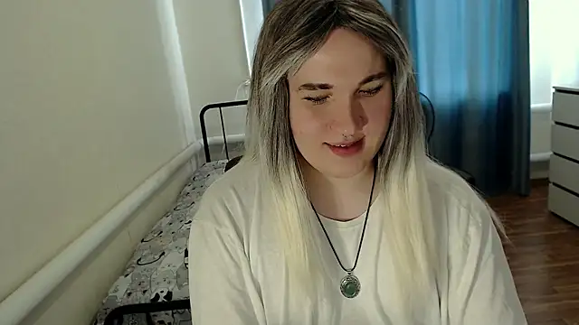 EvaMiron online show from 06-08-26, 08:48