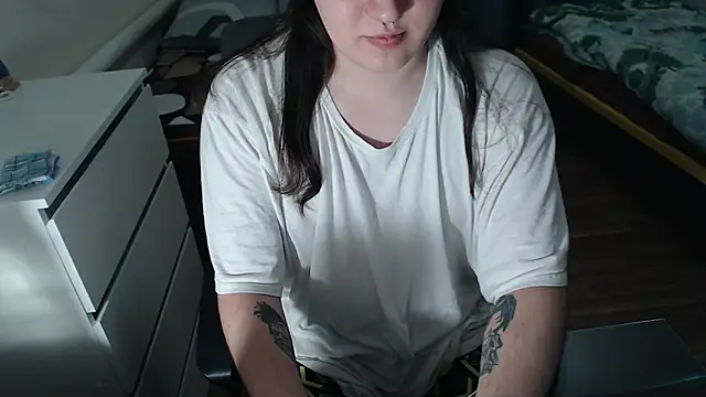 EvaMiron online show from 10-17-25, 07:04