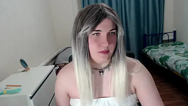 EvaMiron online show from 03-19-26, 04:51