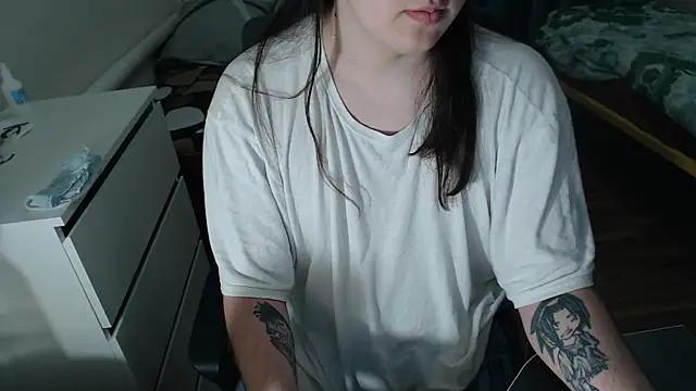 EvaMiron online show from 11-11-25, 11:31