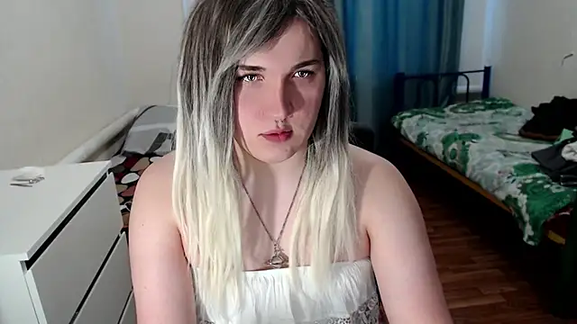 EvaMiron online show from 02-28-26, 01:33