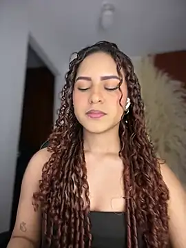 Snapshot of gretta_kler1 chatting on 02-21-26, 12:23 gretta kler1 online show from 02-21-26, 12:23