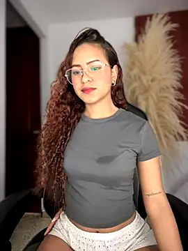 gretta kler1 online show from 10-19-25, 03:15