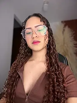 Snapshot of gretta_kler1 chatting on 02-13-26, 10:10 gretta kler1 online show from 02-13-26, 10:10