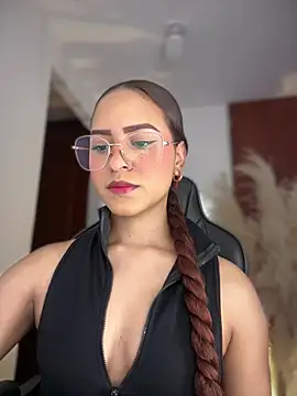 gretta kler1 online show from 05-06-26, 03:38