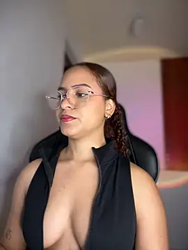 gretta kler1 online show from 03-05-25, 02:14