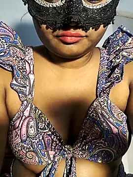 FANTASY QUEEN 07 online show from 04-06-26, 07:53