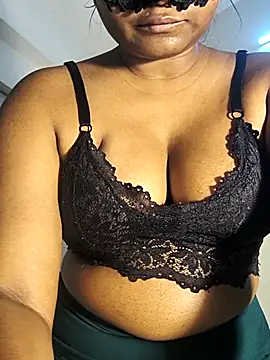 FANTASY QUEEN 07 online show from 05-10-26, 02:26