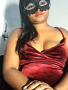 FANTASY QUEEN 07 online show from 03-19-26, 09:20