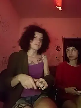 Snapshot of SuccubusTatuada chatting on 10-24-25, 11:48 SuccubusTatuada online show from 10-24-25, 11:48