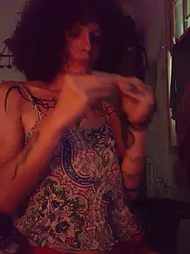 Snapshot of SuccubusTatuada chatting on 03-21-25, 11:12 SuccubusTatuada online show from 03-21-25, 11:12