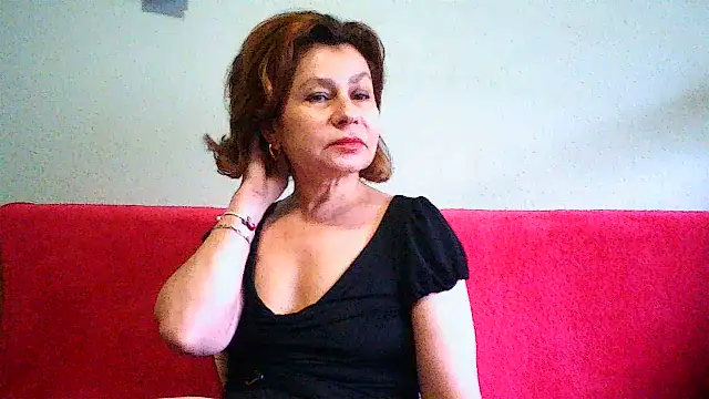 Snapshot of Mat_Elenore chatting on 05-27-26, 06:21 Mat Elenore online show from 05-27-26, 06:21