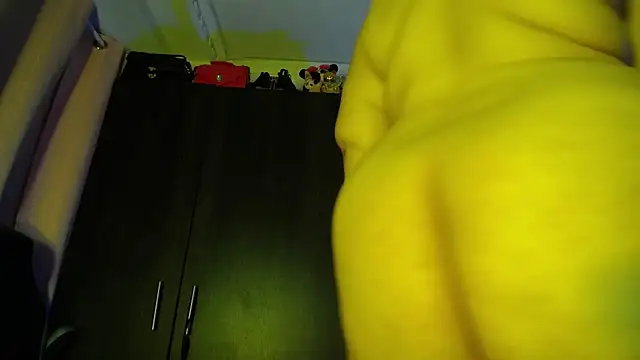 Snapshot of emma_hoot1 chatting on 01-08-26, 12:16 emma hoot1 online show from 01-08-26, 12:16