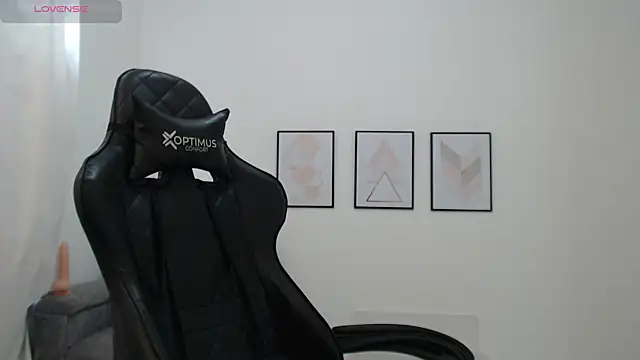 natalia curvy1 online show from 01-08-26, 05:41