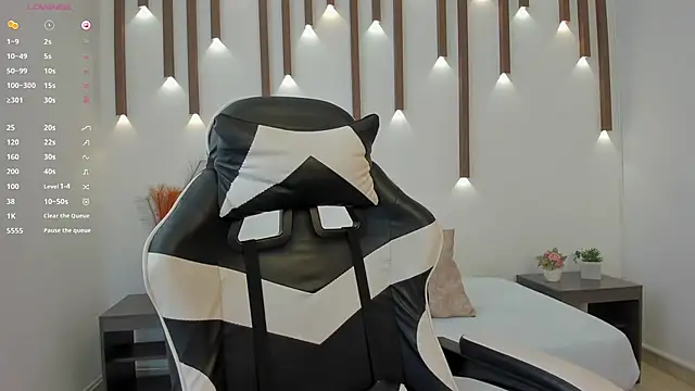 megan cooper28 online show from 11-05-25, 07:17