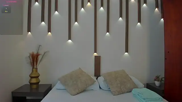 megan cooper28 online show from 10-25-25, 07:14