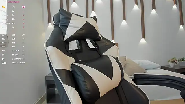 megan cooper28 online show from 12-01-25, 07:04