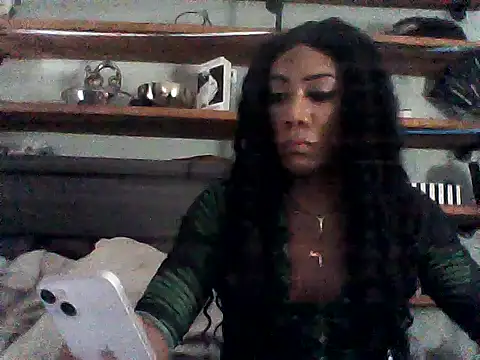Snapshot of CaramelDipper chatting on 07-14-26, 11:00 CaramelDipper online show from 07-14-26, 11:00