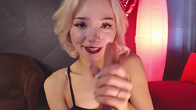 Snapshot of SandraBoyl chatting on 02-25-25, 04:46 SandraBoyl online show from 02-25-25, 04:46