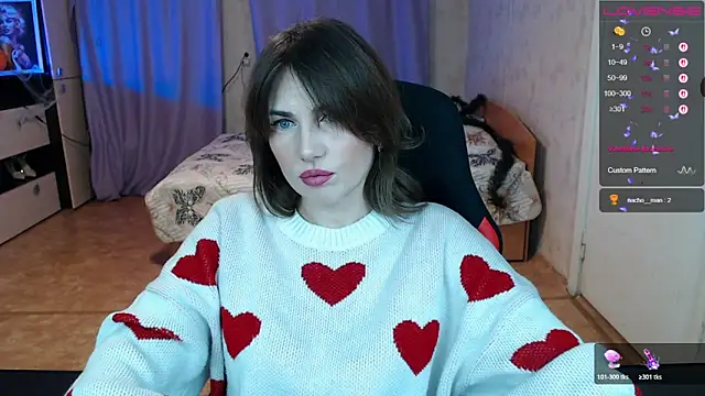 Daniela Cooperr online show from 11-30-25, 05:36