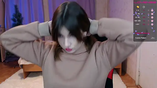 Daniela Cooperr online show from 12-15-25, 06:25