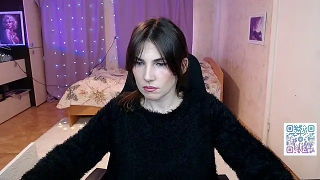 Daniela Cooperr online show from 04-04-26, 01:17