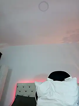 Elektra Queen online show from 10-20-25, 01:00