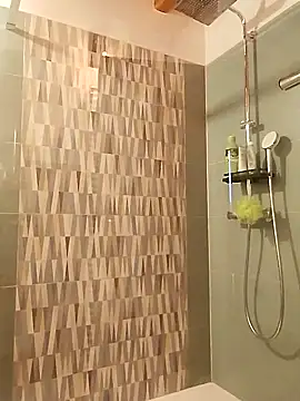 Snapshot of Anastasio33 chatting on 09-26-25, 05:36 Anastasio33 online show from 09-26-25, 05:36