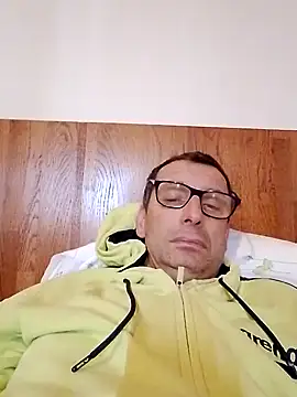 Snapshot of Anastasio33 chatting on 09-12-25, 10:26 Anastasio33 online show from 09-12-25, 10:26