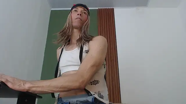 Snapshot of jean_sneider chatting on 12-04-25, 01:48 jean sneider online show from 12-04-25, 01:48