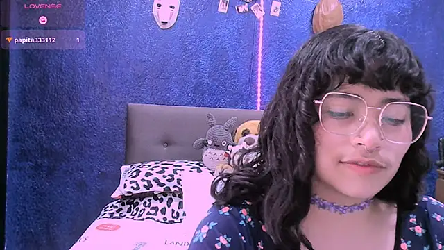 Snapshot of NinaYellow chatting on 10-23-25, 03:54 NinaYellow online show from 10-23-25, 03:54